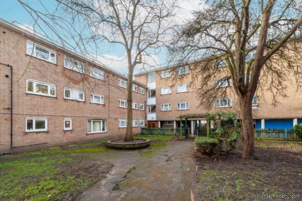 Additional Property Image 4 bedroom Flat for sale in London 8