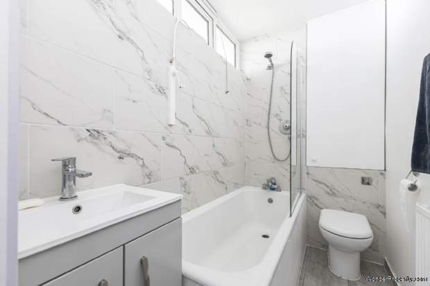 Additional Property Image 1 bedroom Flat for sale in London 4