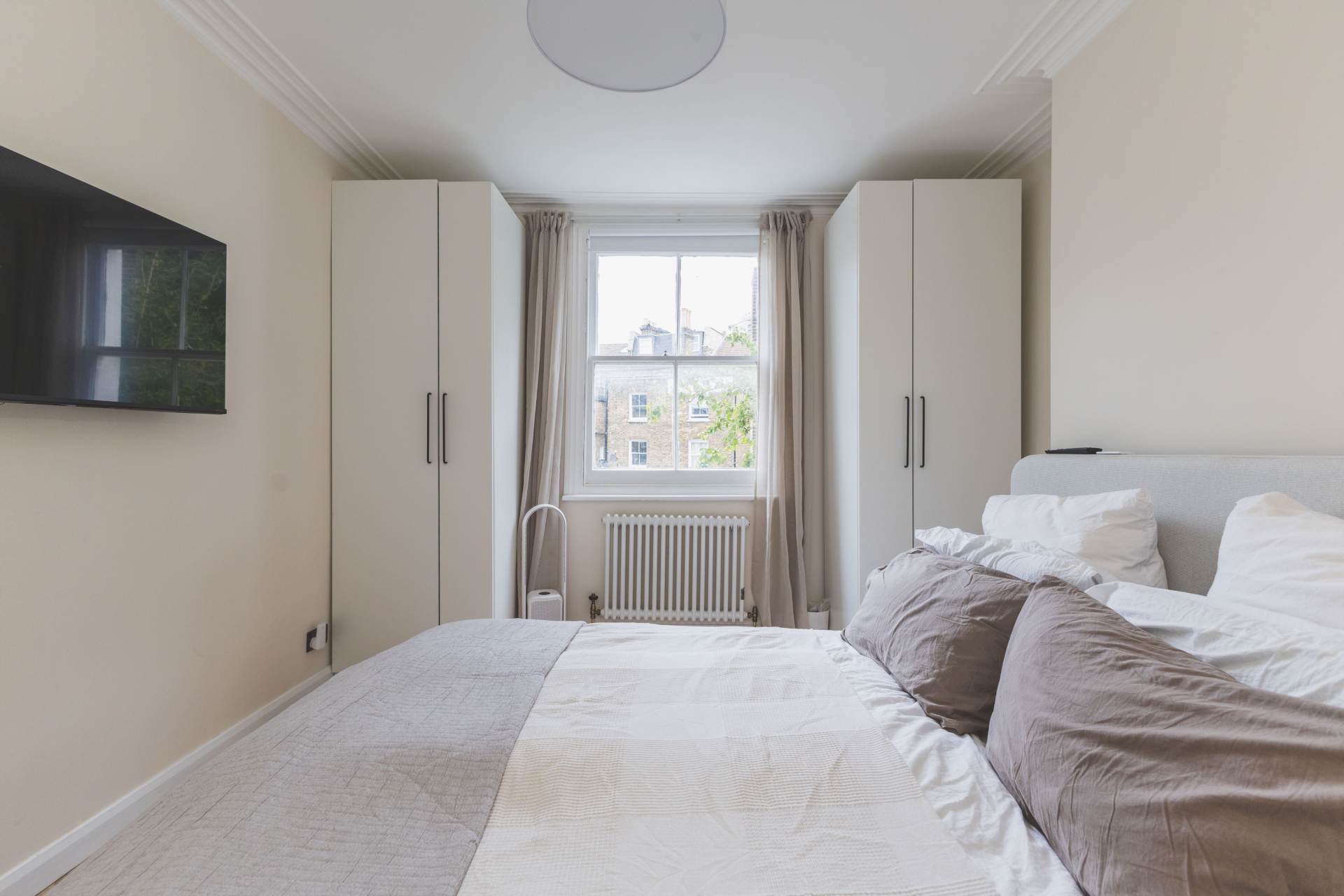 Additional Property Image 1 bedroom Flat for sale in London 10