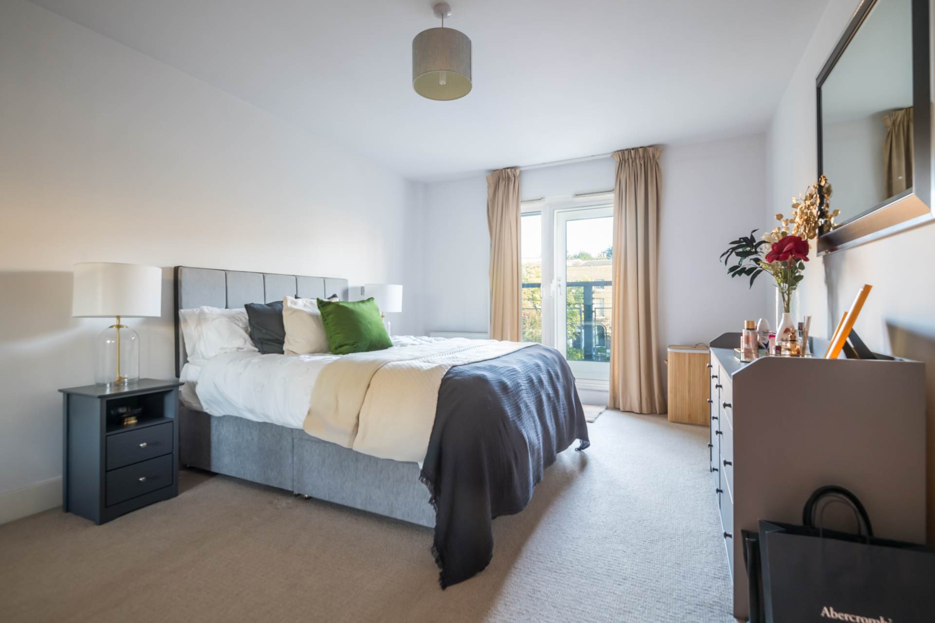 Additional Property Image 2 bedroom Flat to rent in London 7