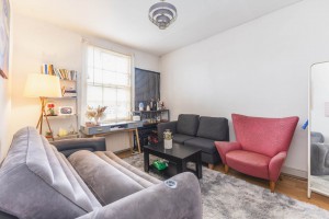 2 bedroom Flat to rent in London