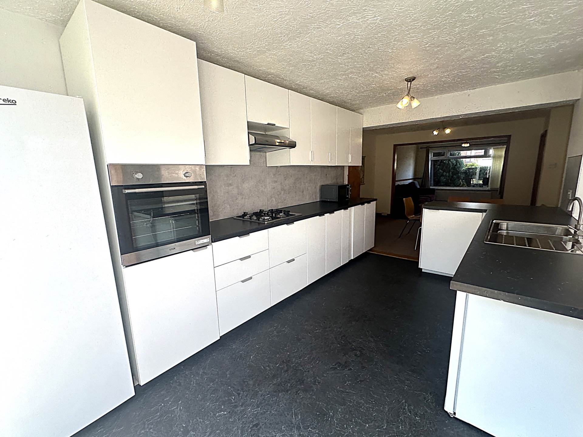 Additional Property Image 4 bedroom Terraced to rent in Canterbury 2