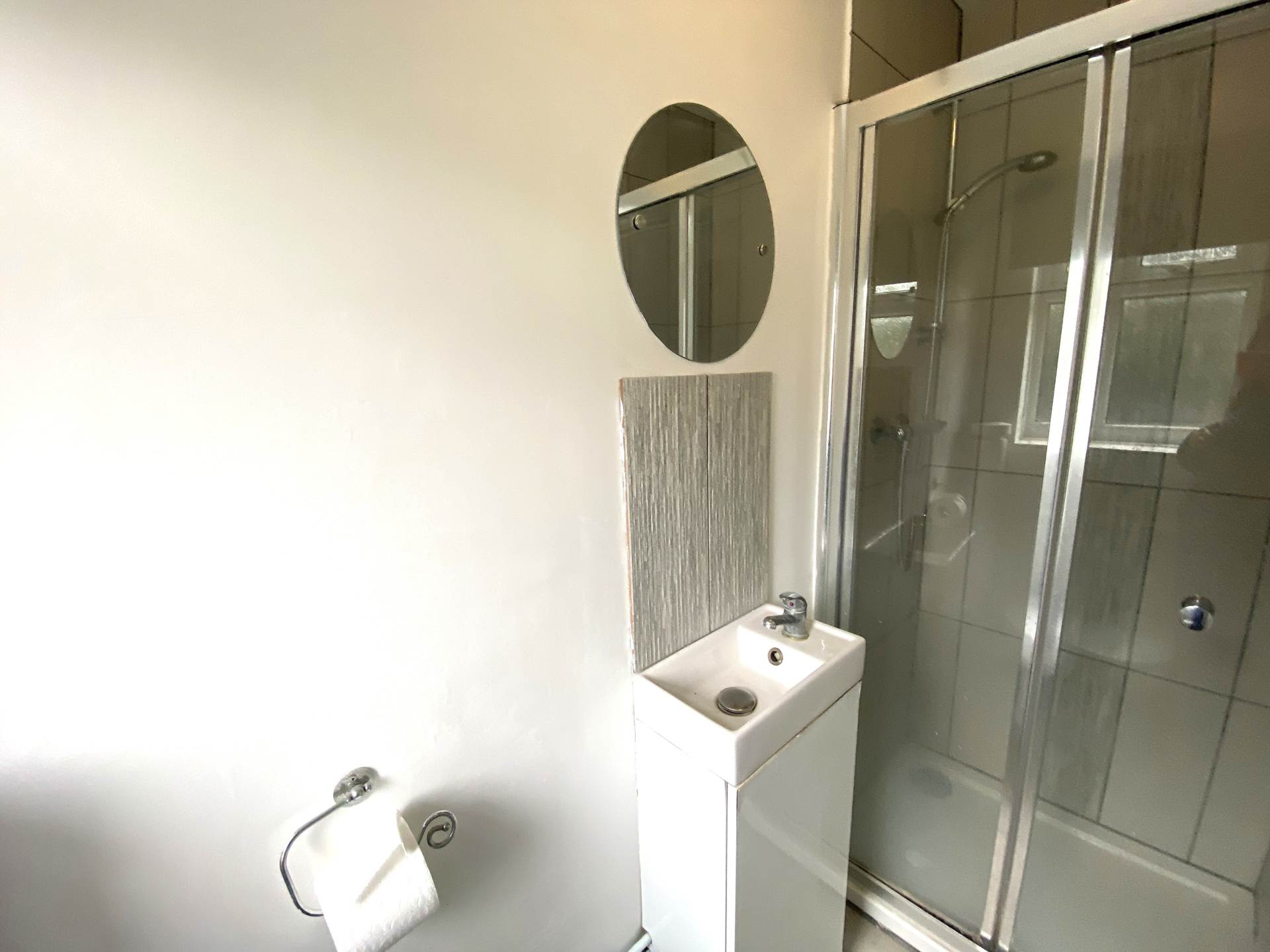 Additional Property Image 3 bedroom Semi Detached to rent in Canterbury 4