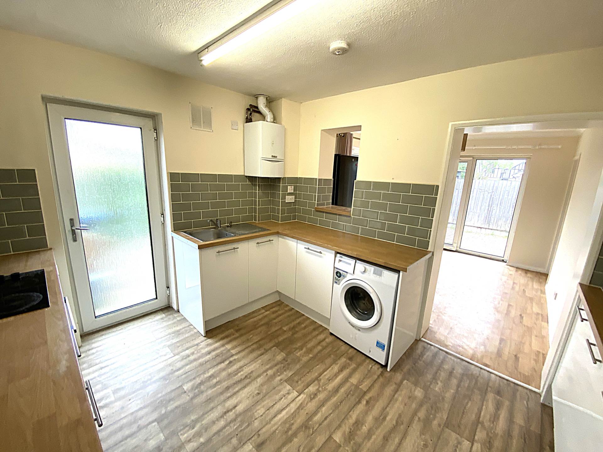 Additional Property Image 3 bedroom Bungalow to rent in Canterbury 2