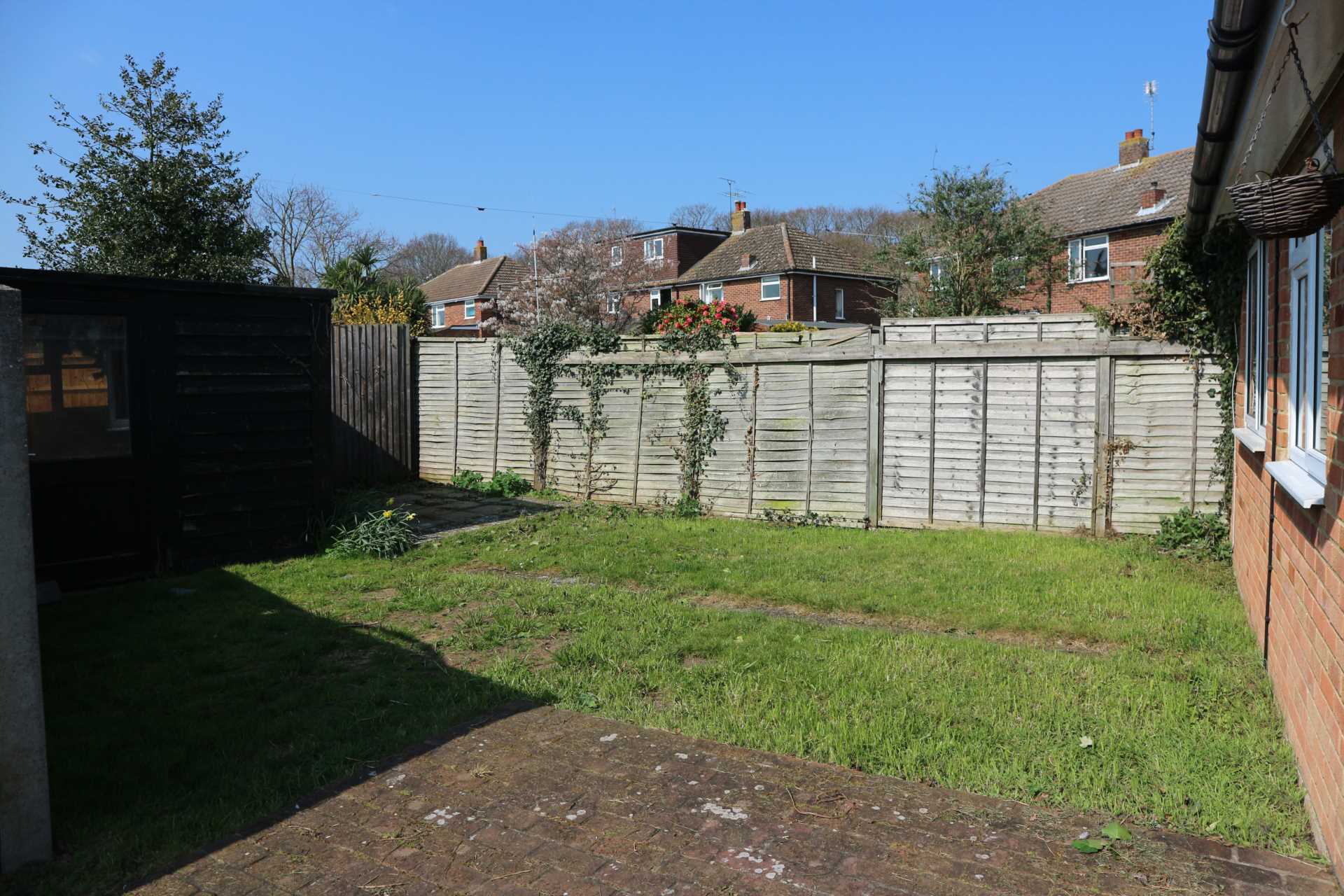 Additional Property Image 3 bedroom Bungalow to rent in Canterbury 10