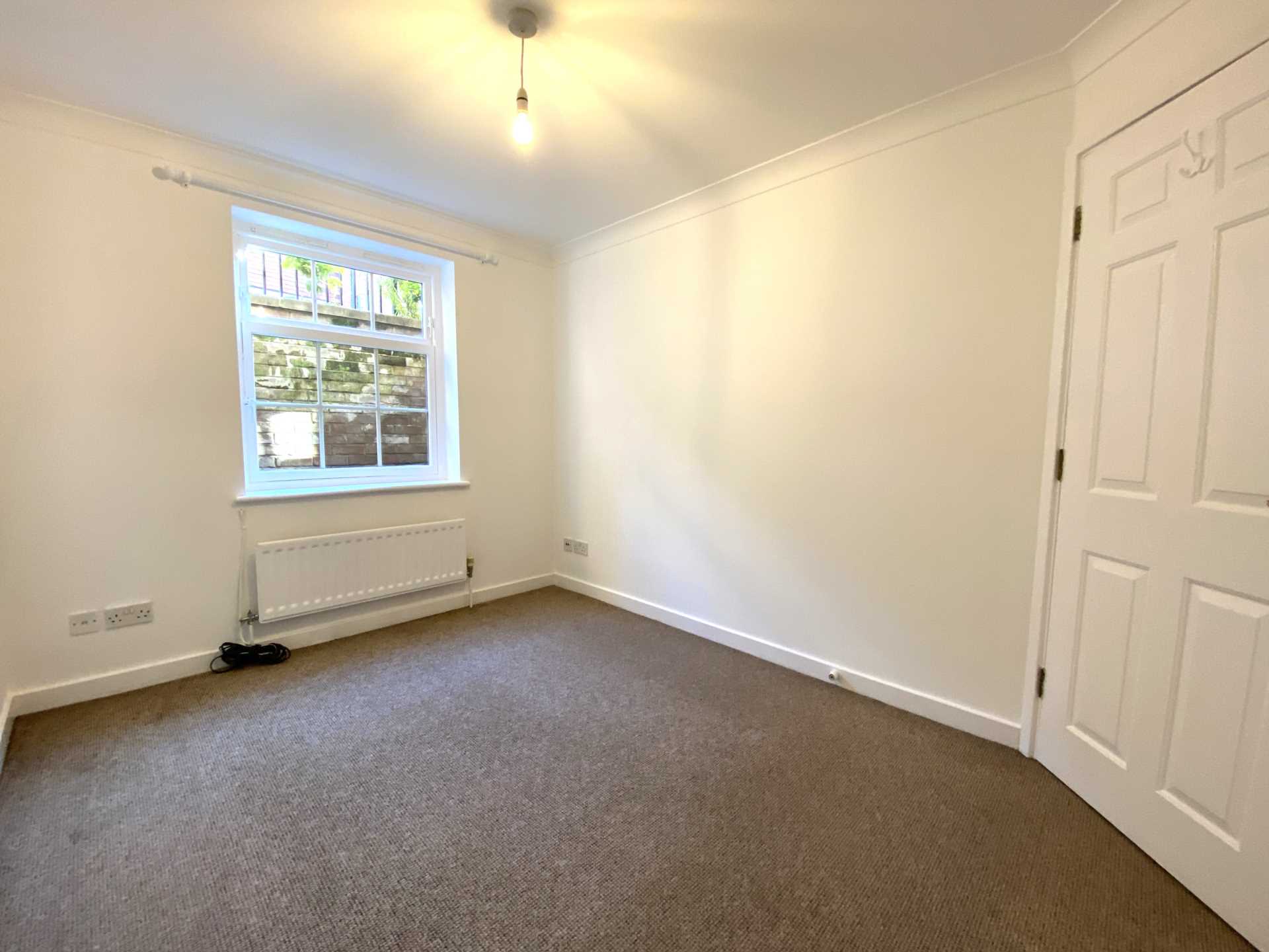 Additional Property Image 1 bedroom Flat to rent in Canterbury 8