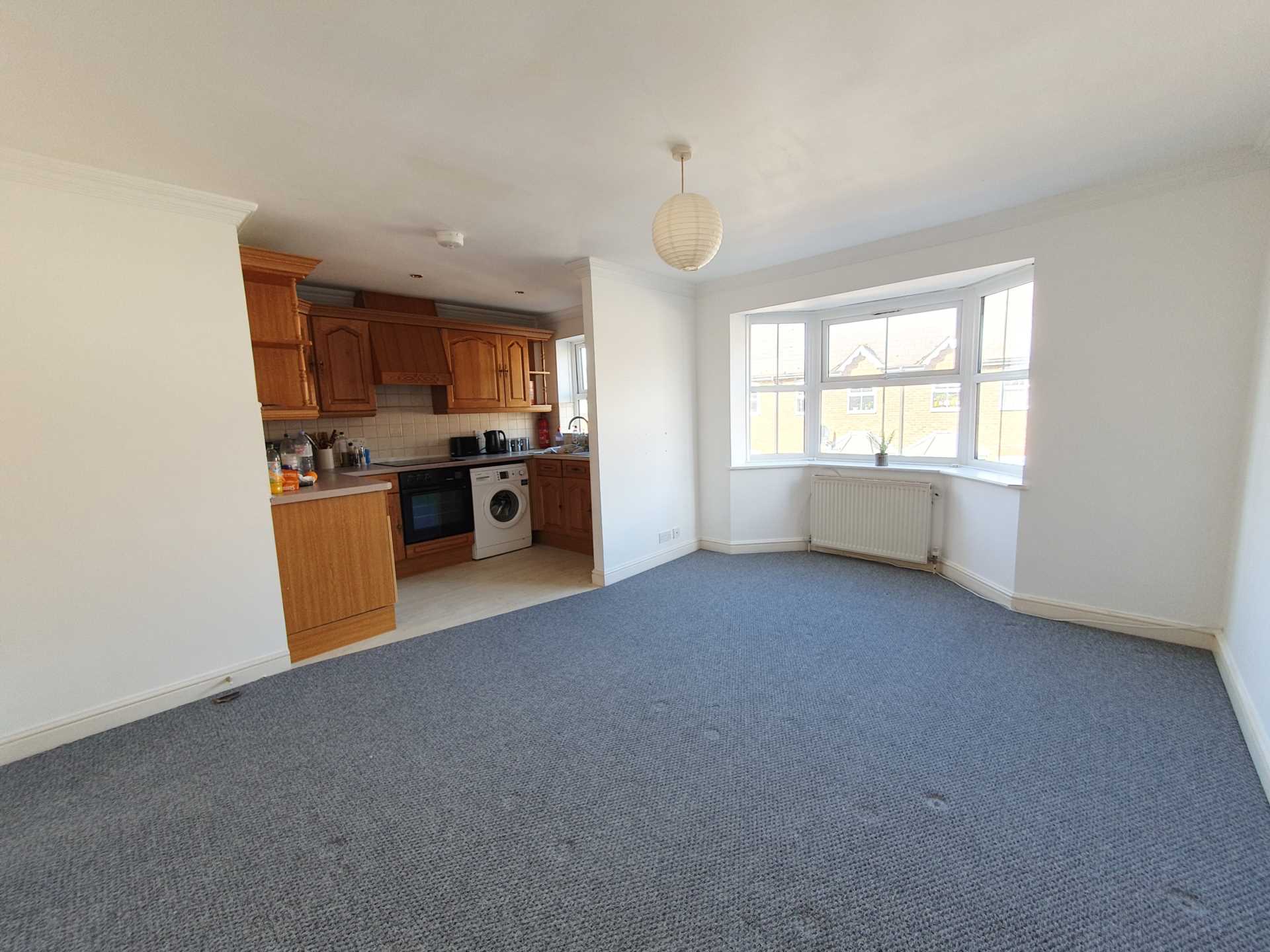 Additional Property Image 2 bedroom Flat to rent in Canterbury 2