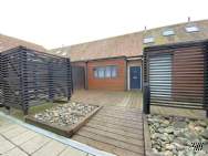 3 bedroom Apartment to rent in Canterbury