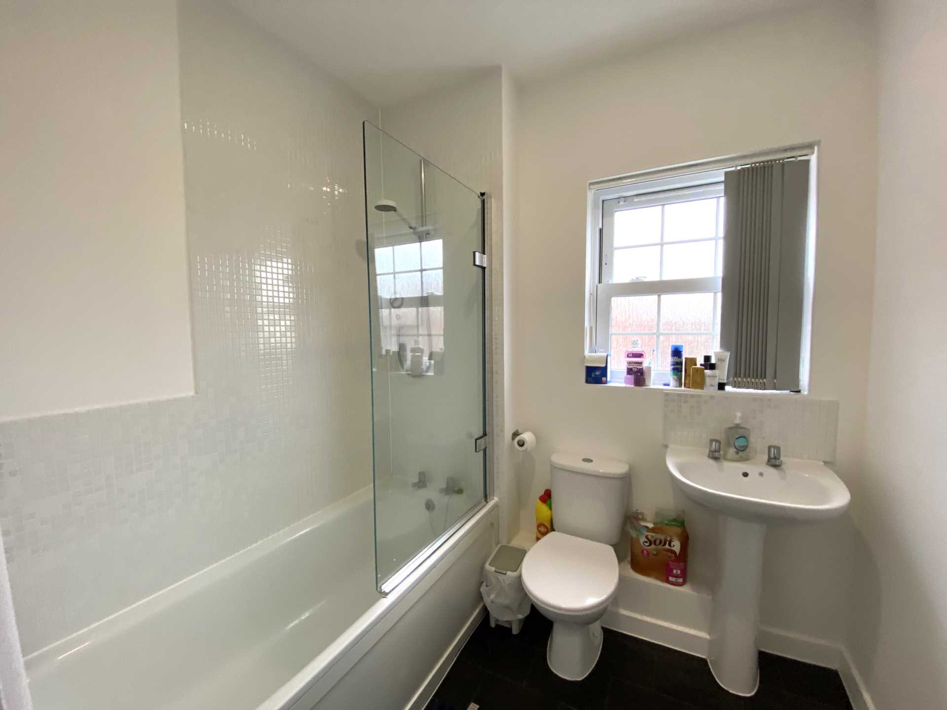 Additional Property Image 2 bedroom Flat to rent in Canterbury 7