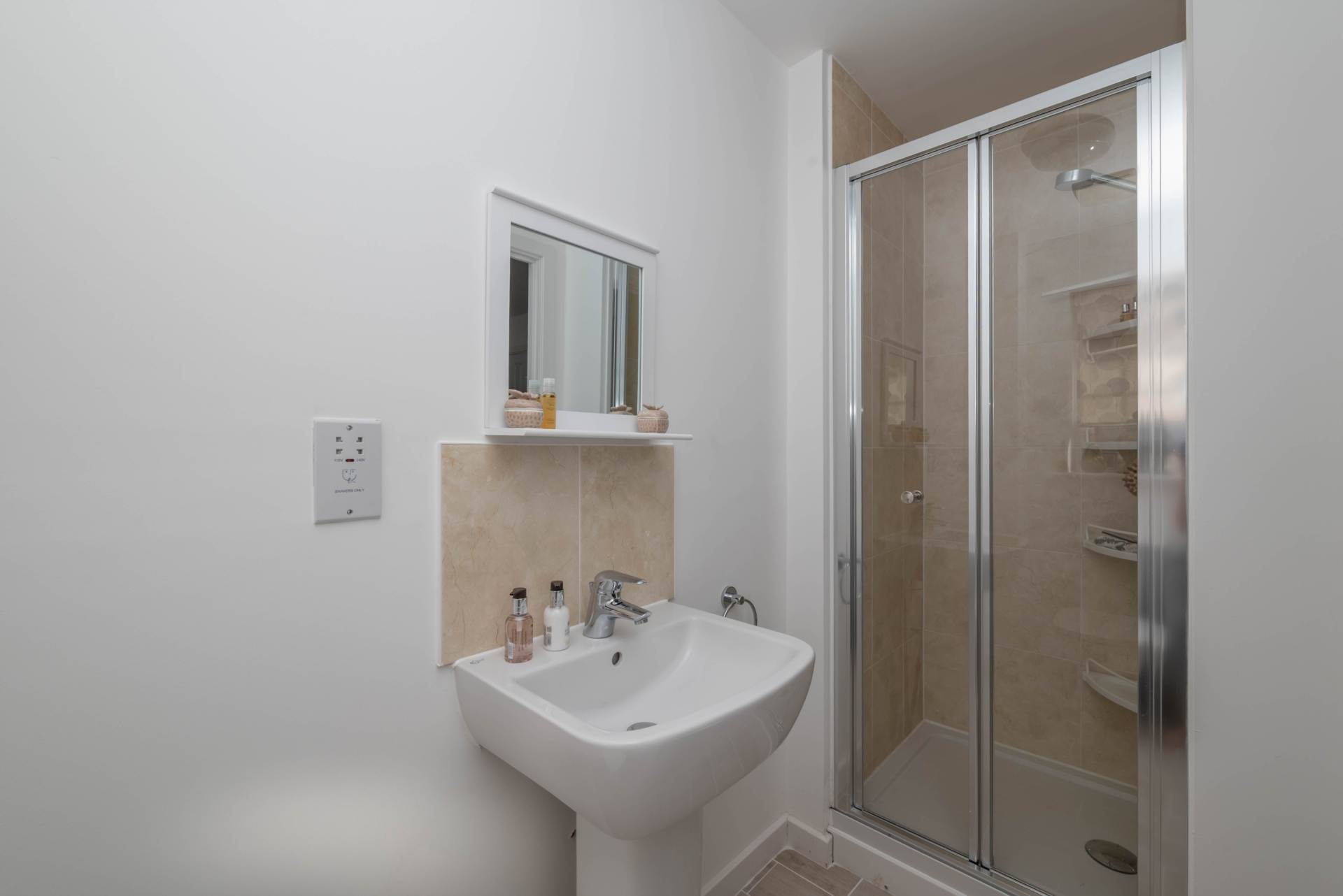 Additional Property Image 2 bedroom Semi Detached for sale in Canterbury 10