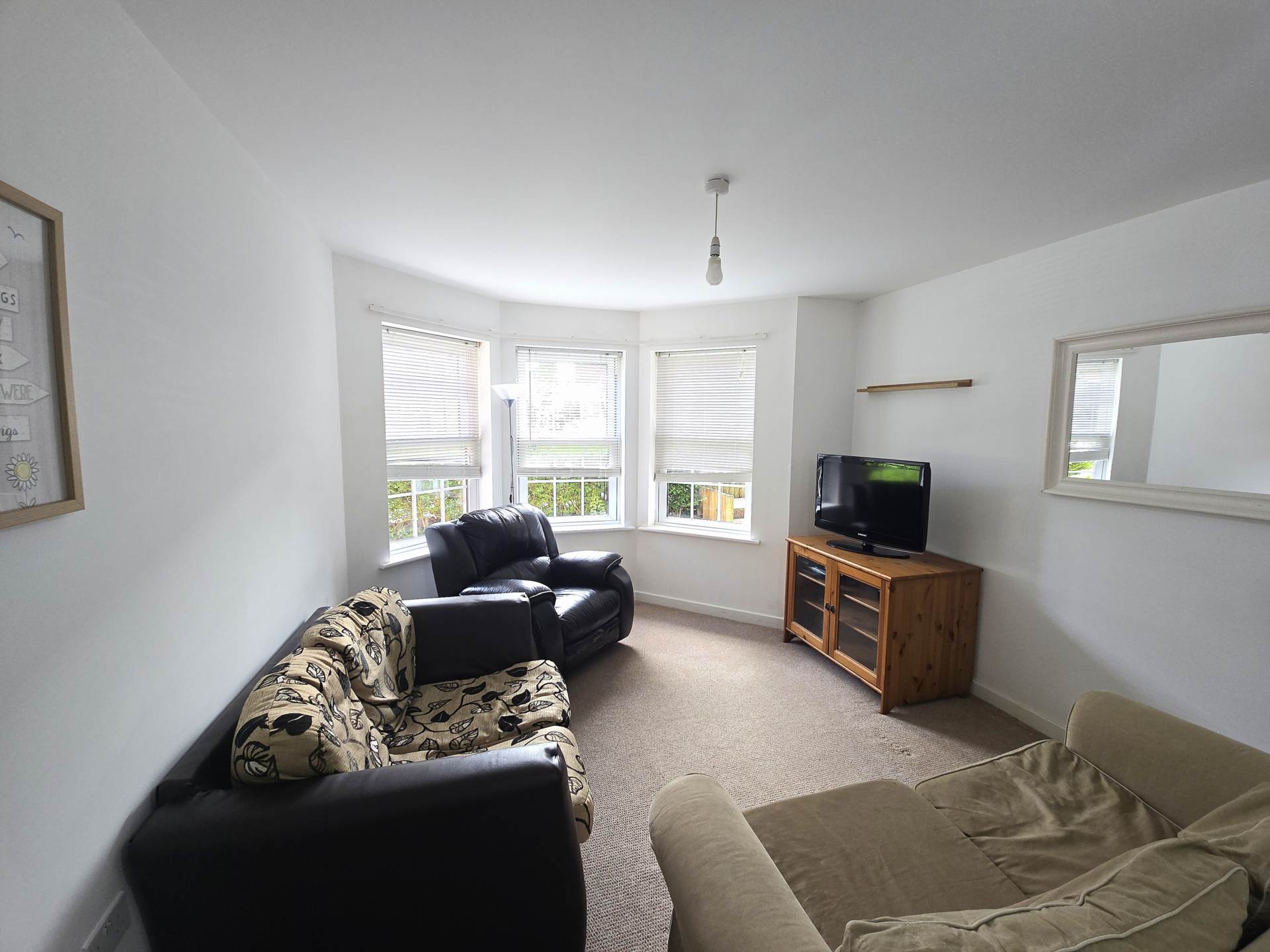 Additional Property Image 2 bedroom Apartment for sale in Canterbury 3