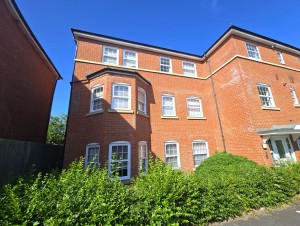 2 bedroom Apartment for sale in Canterbury