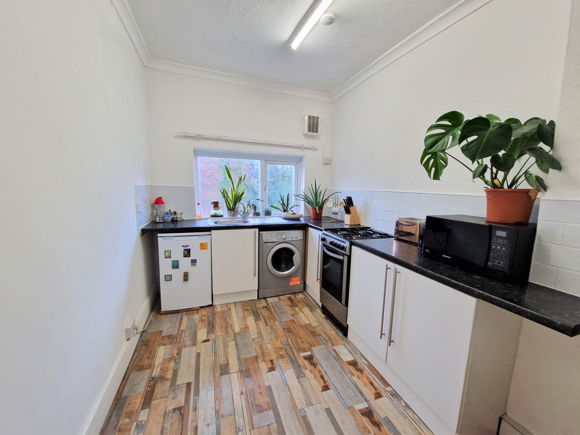 Additional Property Image 1 bedroom Flat to rent in Canterbury 3