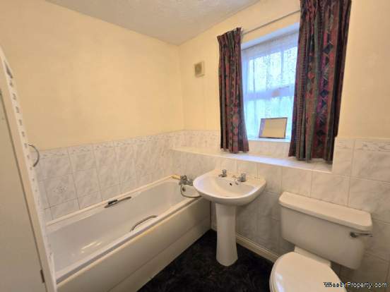 Additional Property Image 4 bedroom Detached for sale in Canterbury 8