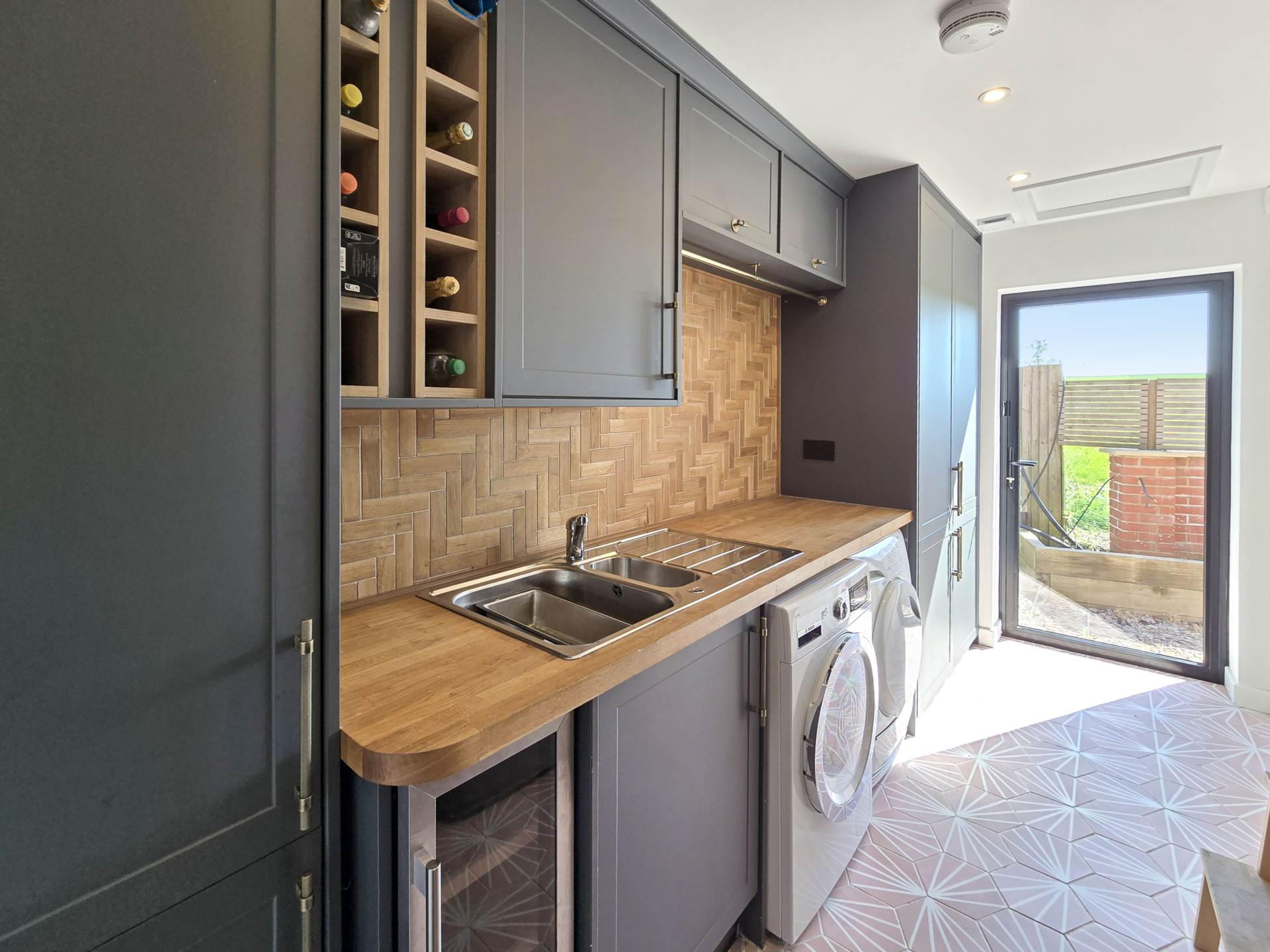 Additional Property Image 4 bedroom Detached for sale in Canterbury 9