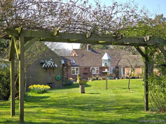 Additional Property Image 2 bedroom Detached Bungalow for sale in Canterbury 7