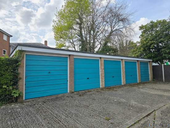 Additional Property Image 2 bedroom Apartment for sale in Canterbury 7
