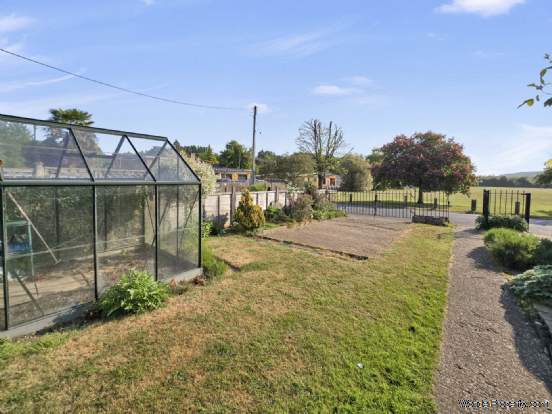 Additional Property Image 3 bedroom Terraced for sale in Canterbury 9