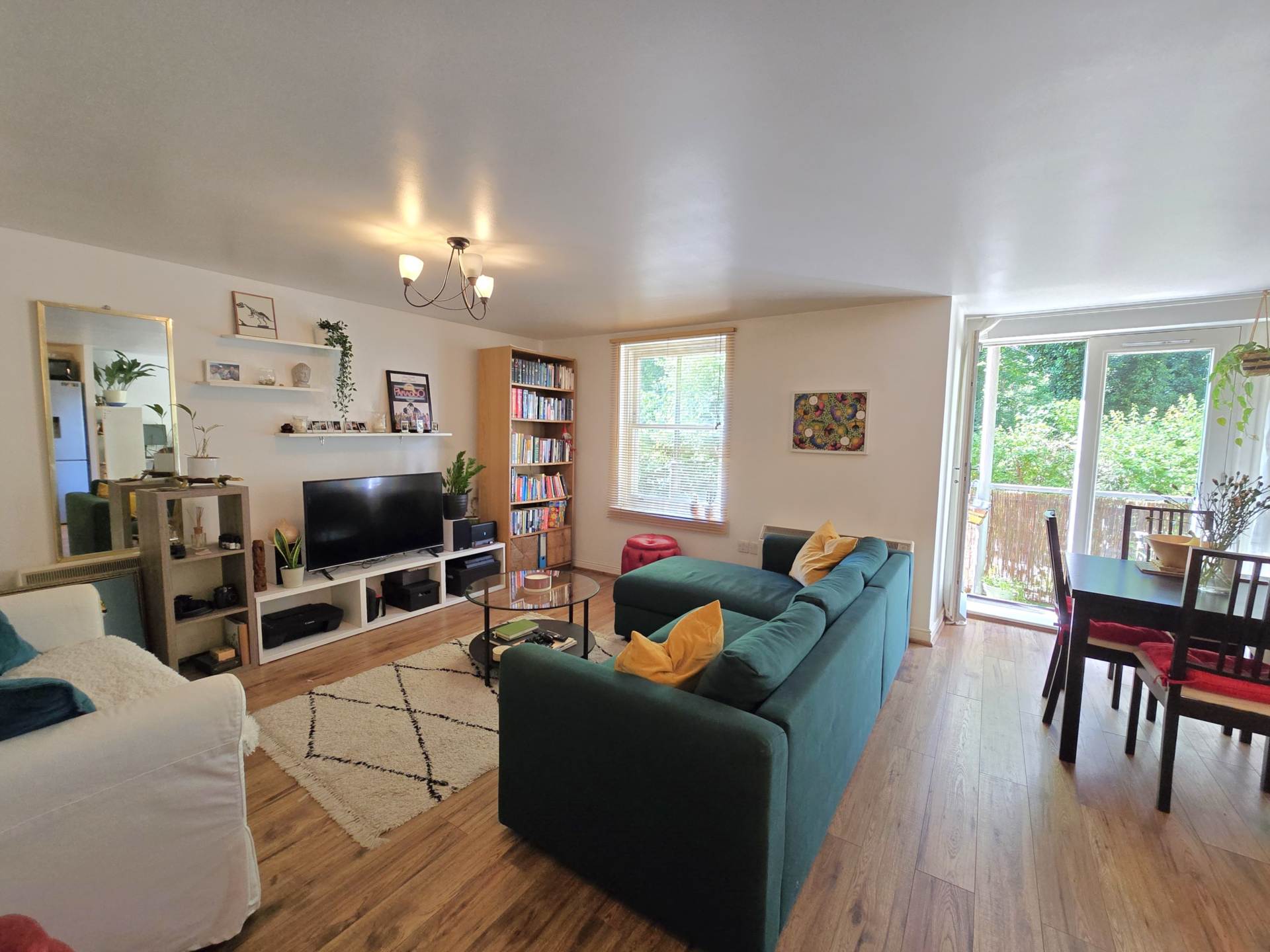 Additional Property Image 2 bedroom Apartment for sale in Canterbury 5