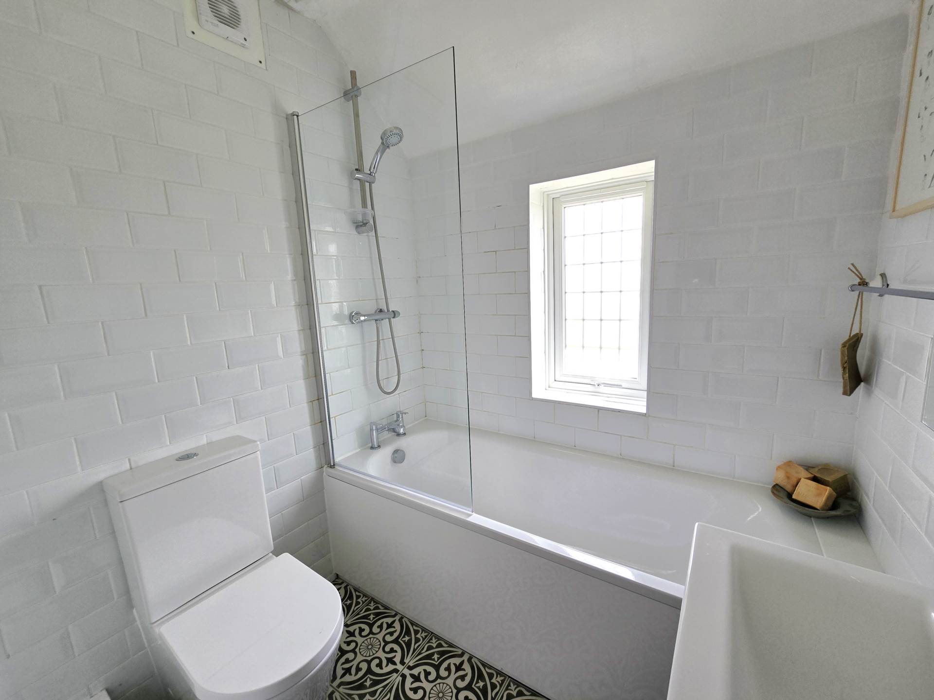 Additional Property Image 3 bedroom Detached for sale in Canterbury 16