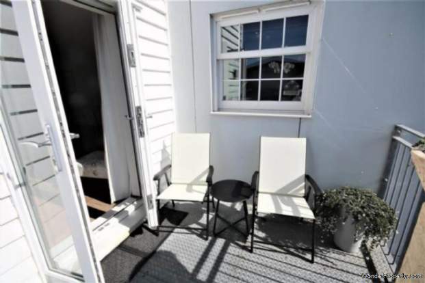 Additional Property Image 2 bedroom Apartment for sale in Canterbury 3