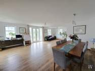 2 bedroom Apartment for sale in Canterbury
