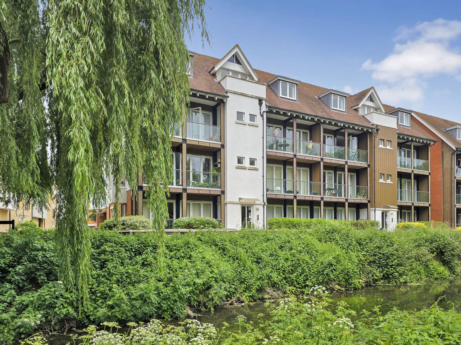 2 bedroom Apartment for sale in Canterbury