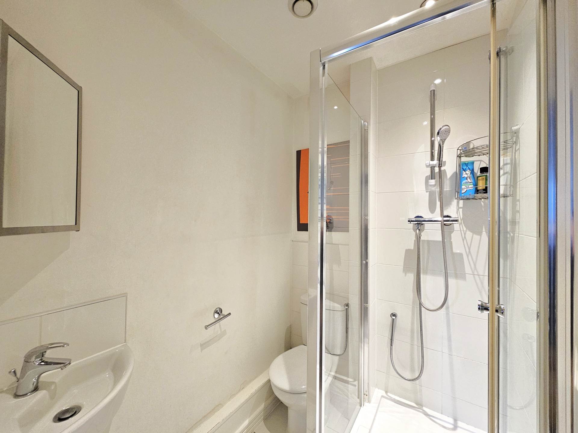 Additional Property Image 2 bedroom Apartment for sale in Canterbury 11