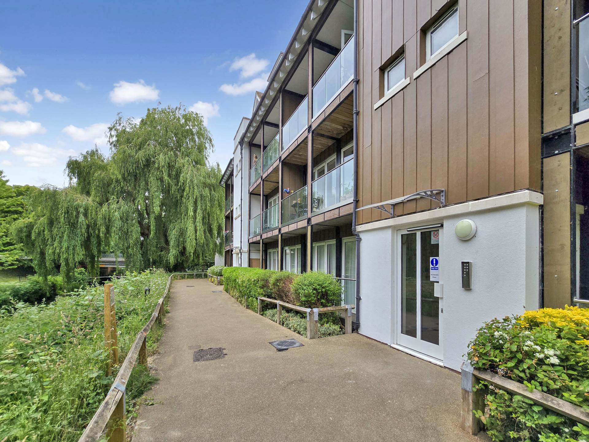Additional Property Image 2 bedroom Apartment for sale in Canterbury 14