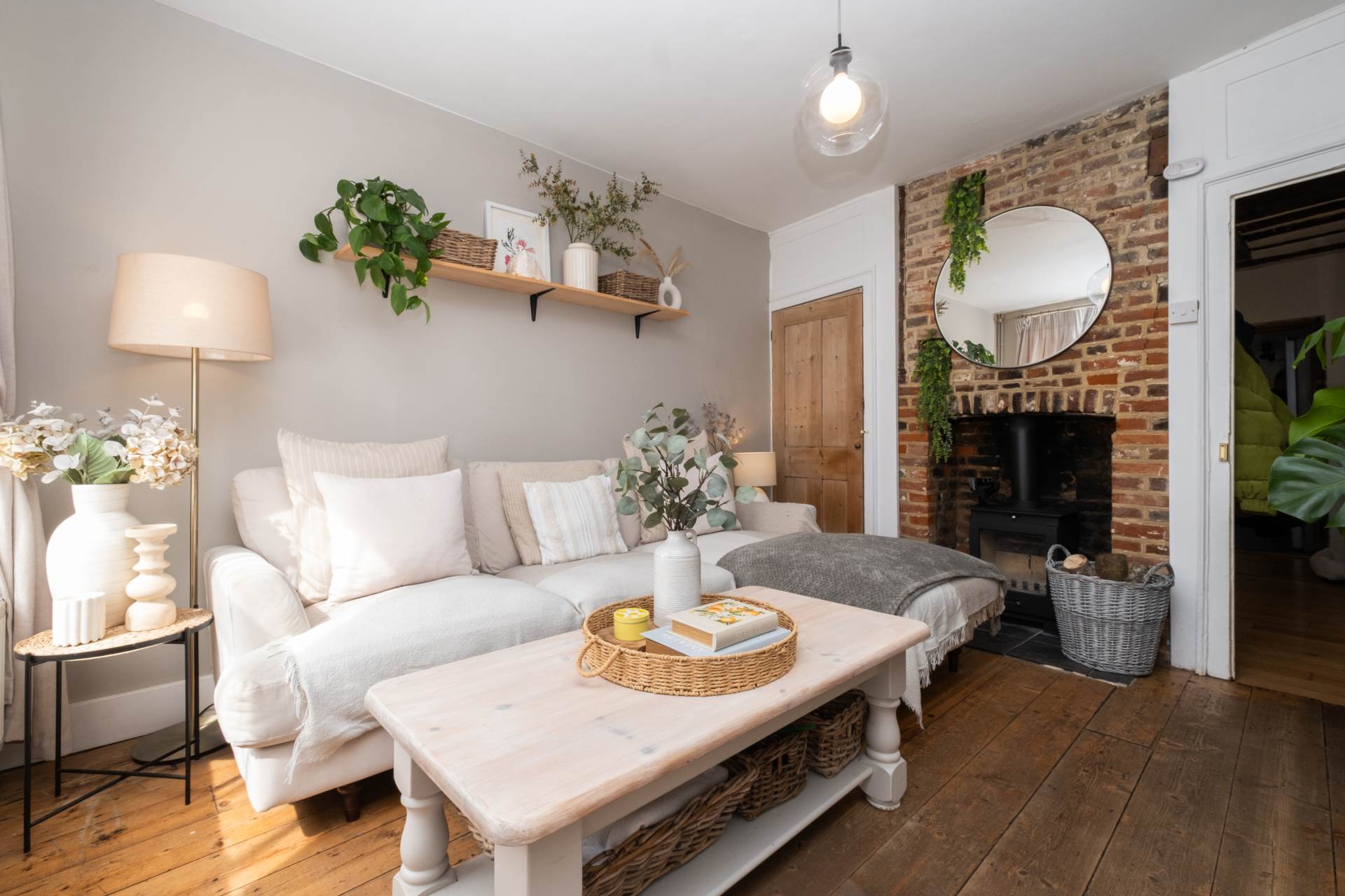 2 bedroom End of Terrace for sale in Canterbury