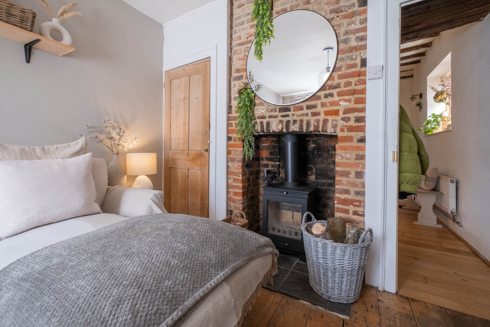 Additional Property Image 2 bedroom End of Terrace for sale in Canterbury 5