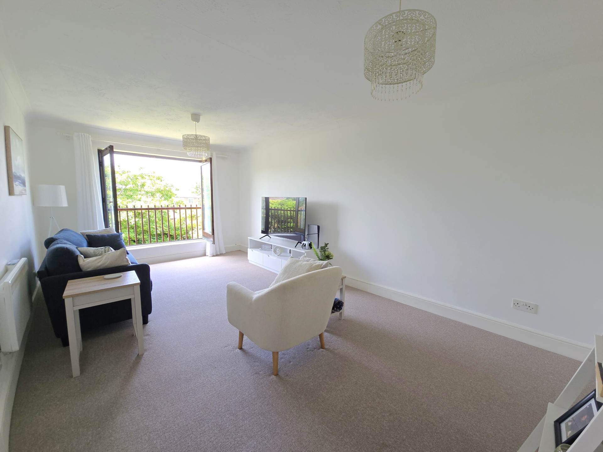Additional Property Image 2 bedroom Apartment for sale in Canterbury 4