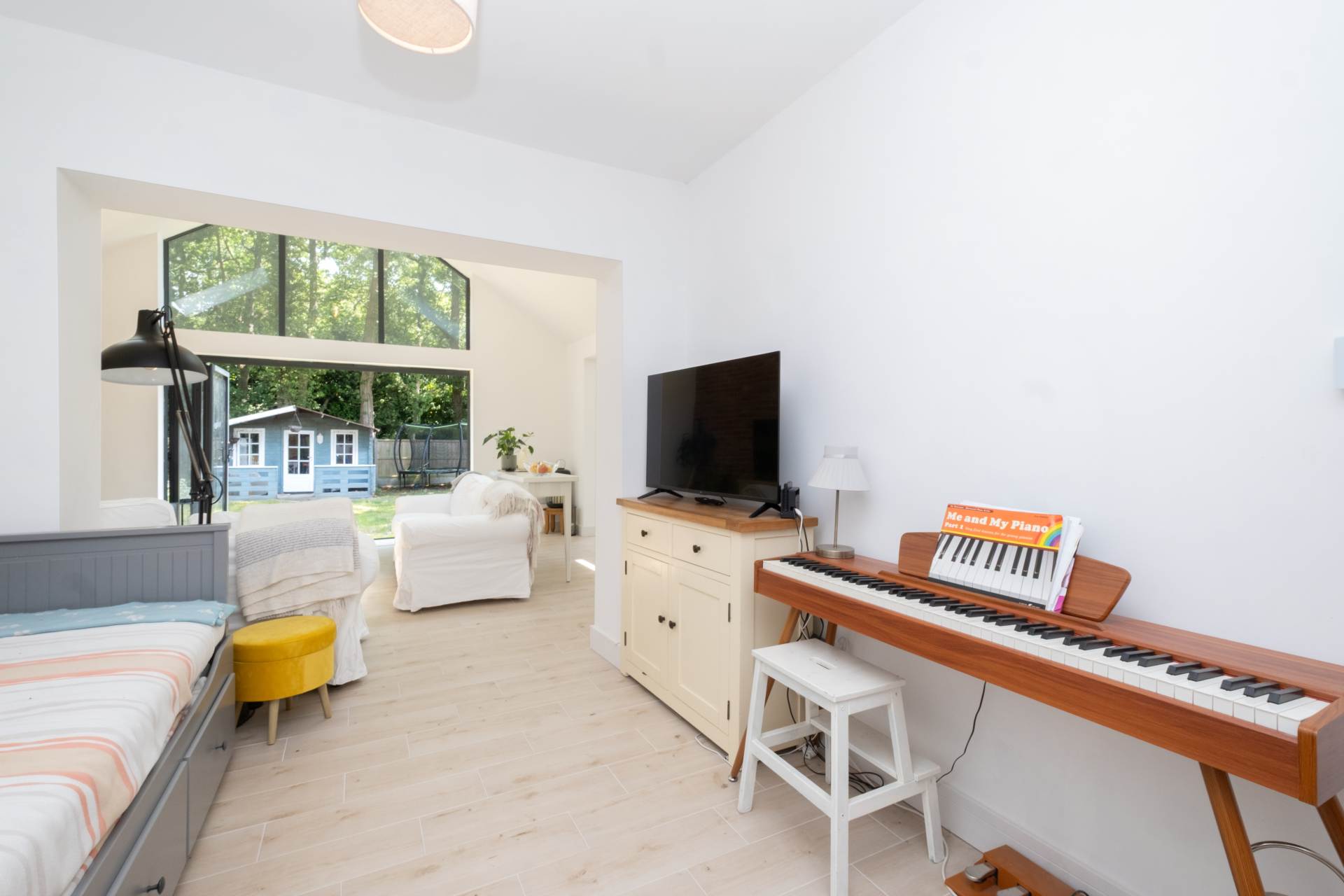 Additional Property Image 3 bedroom Detached Bungalow for sale in Canterbury 10