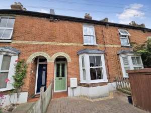 3 bedroom Terraced for sale in Canterbury