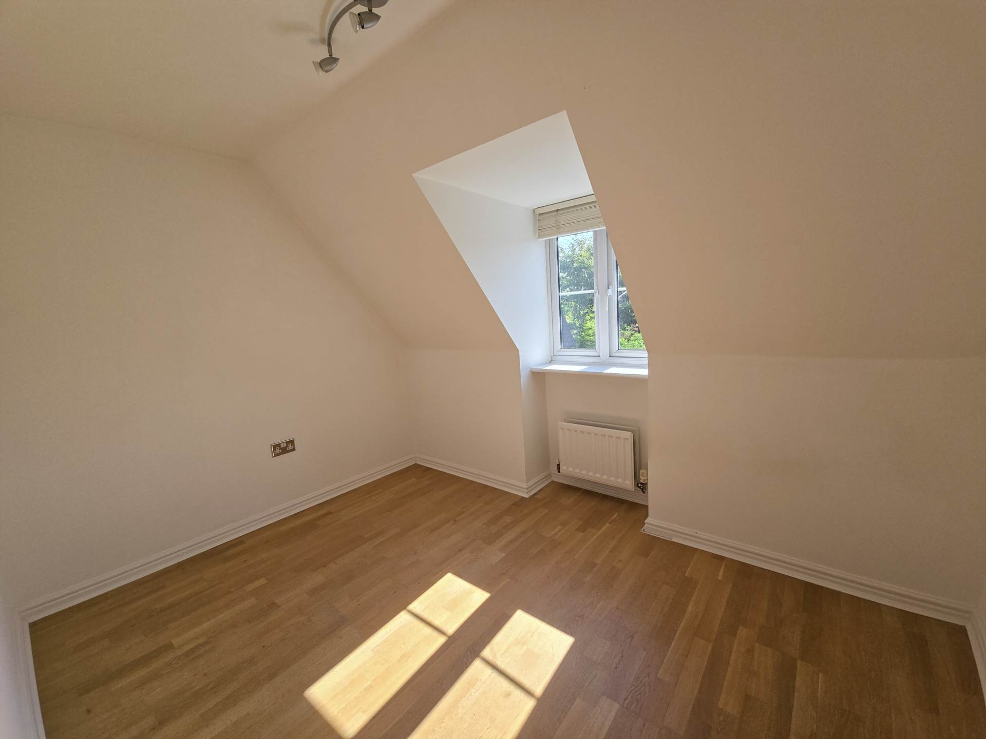 Additional Property Image 4 bedroom Detached for sale in Canterbury 15