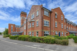 2 bedroom Apartment for sale in Canterbury