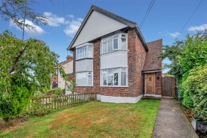 2 bedroom Semi Detached for sale in Canterbury