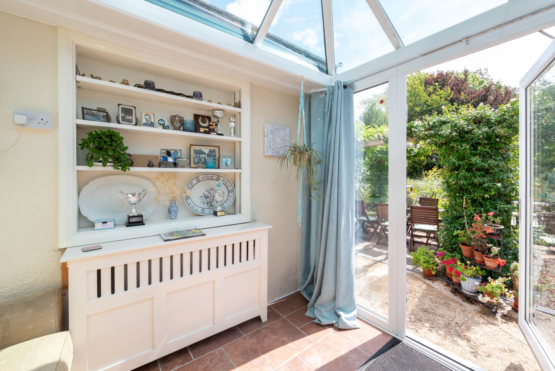 Additional Property Image 2 bedroom Detached Bungalow for sale in Canterbury 9