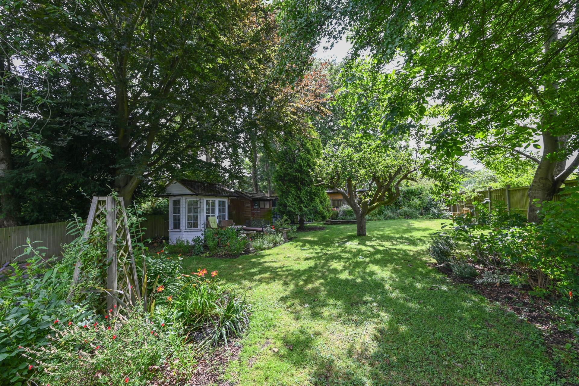 Additional Property Image 2 bedroom Detached Bungalow for sale in Canterbury 19