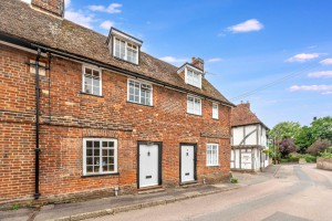 2 bedroom Cottage for sale in Canterbury