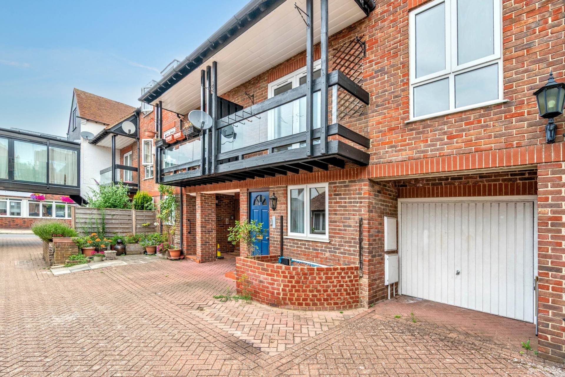 4 bedroom Town House for sale in Canterbury