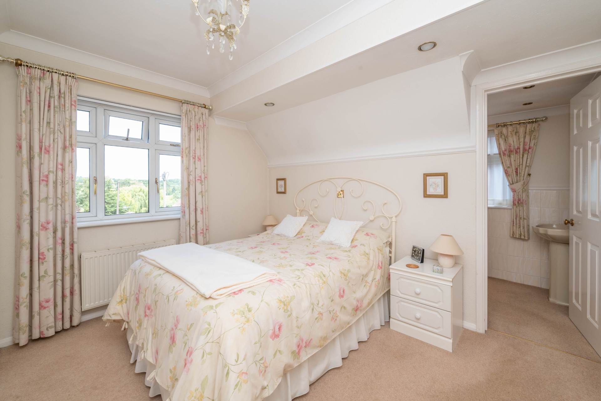 Additional Property Image 3 bedroom Detached for sale in Canterbury 12