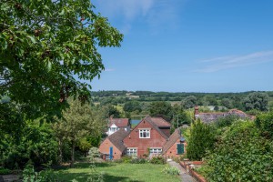 3 bedroom Detached for sale in Canterbury