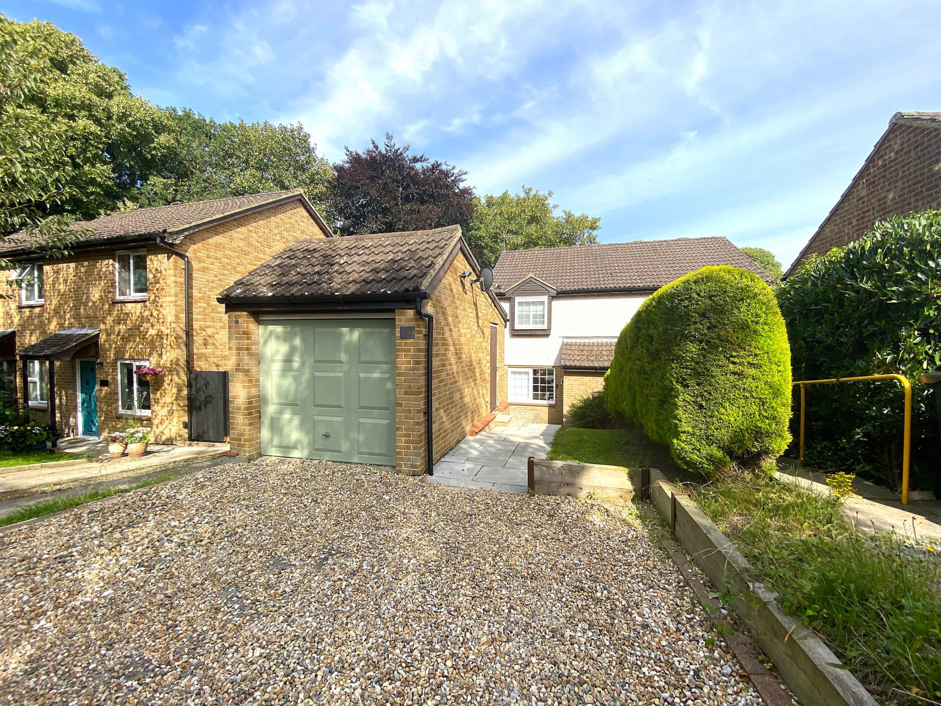 Additional Property Image 3 bedroom Semi Detached to rent in Canterbury 2