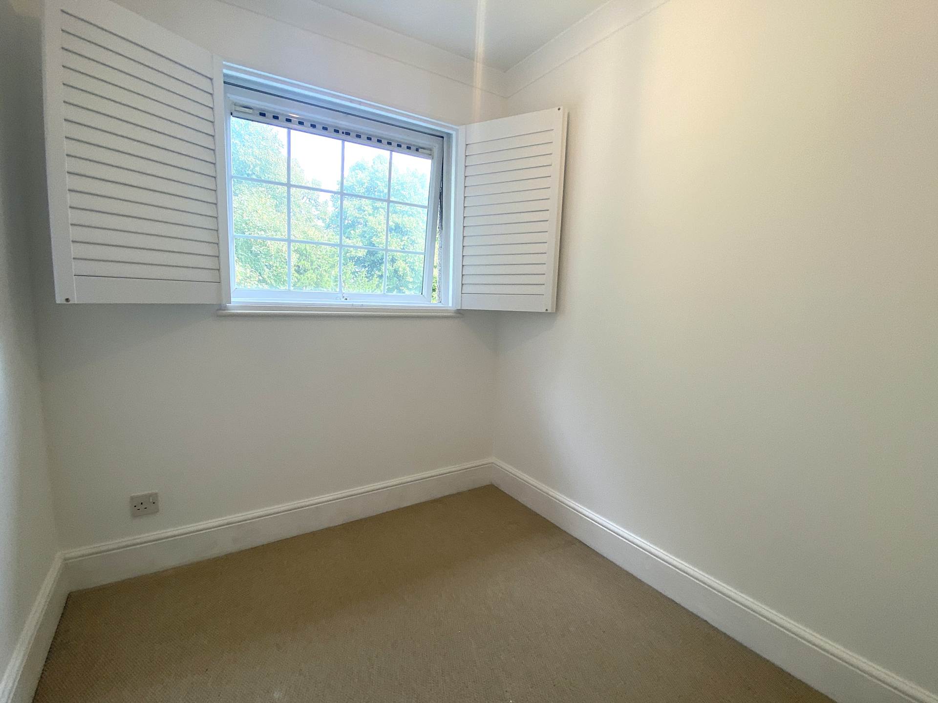 Additional Property Image 3 bedroom Semi Detached to rent in Canterbury 11