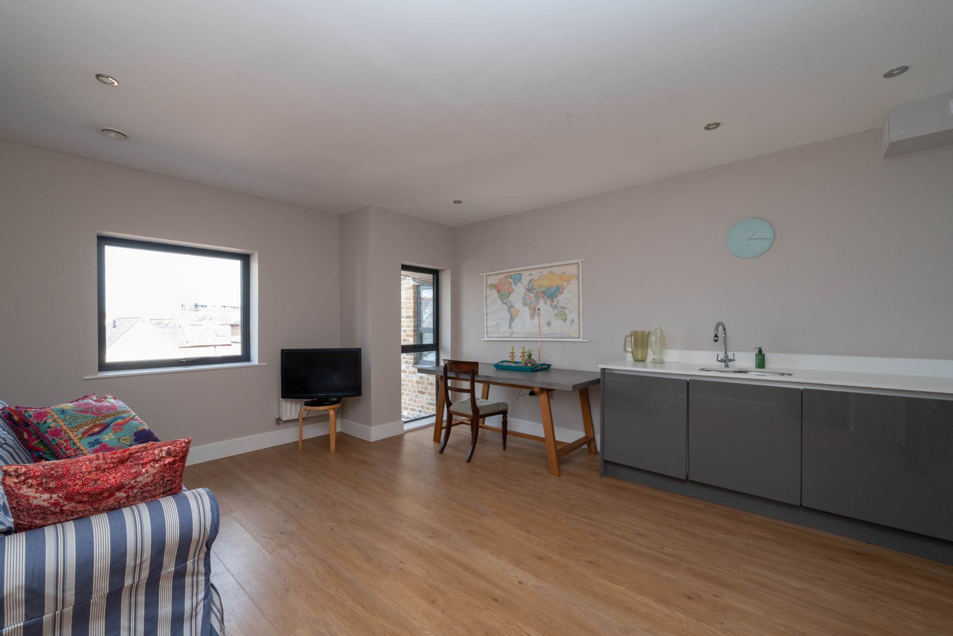 Additional Property Image 1 bedroom Apartment for sale in Canterbury 3