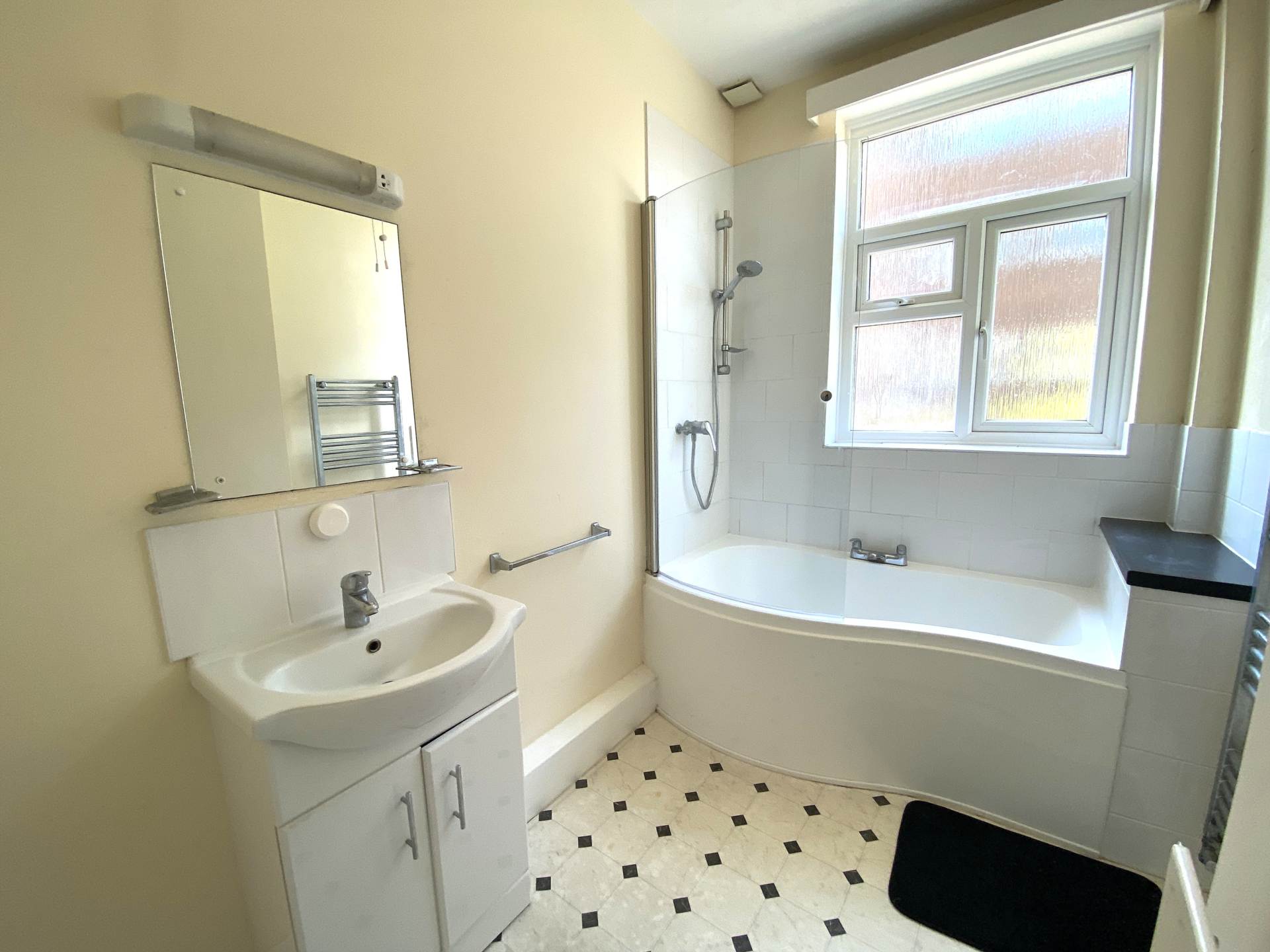 Additional Property Image 2 bedroom Apartment to rent in Deal 3