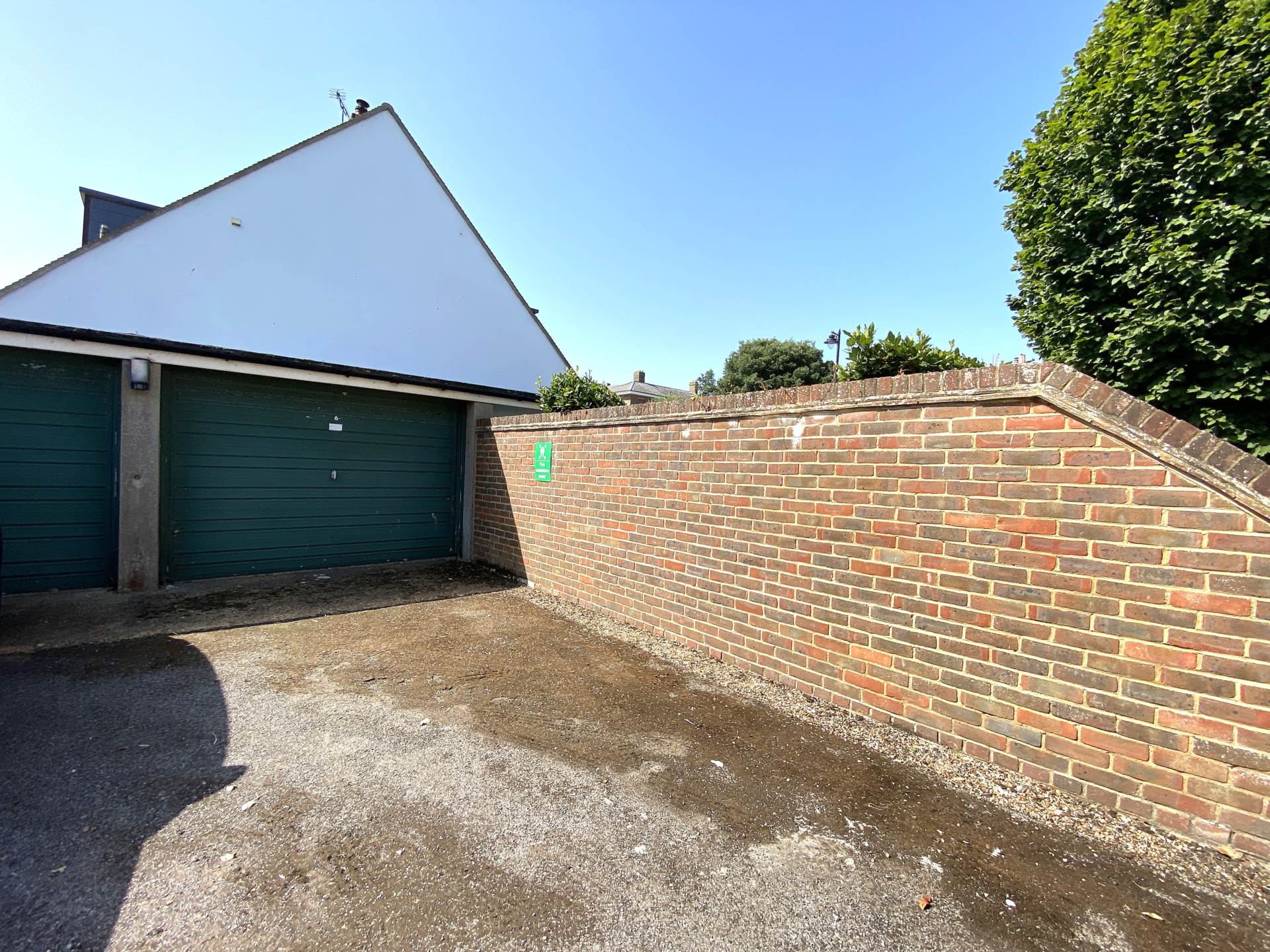 Additional Property Image 2 bedroom Apartment to rent in Deal 6