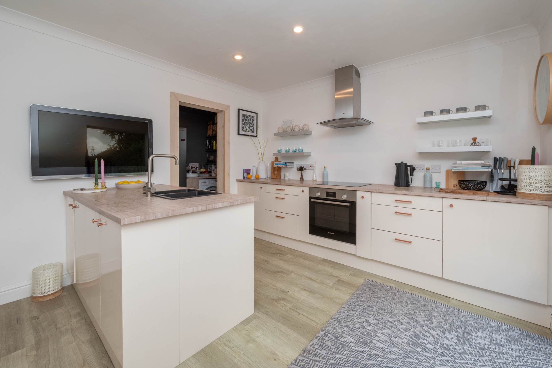 Additional Property Image 4 bedroom Detached for sale in Canterbury 10