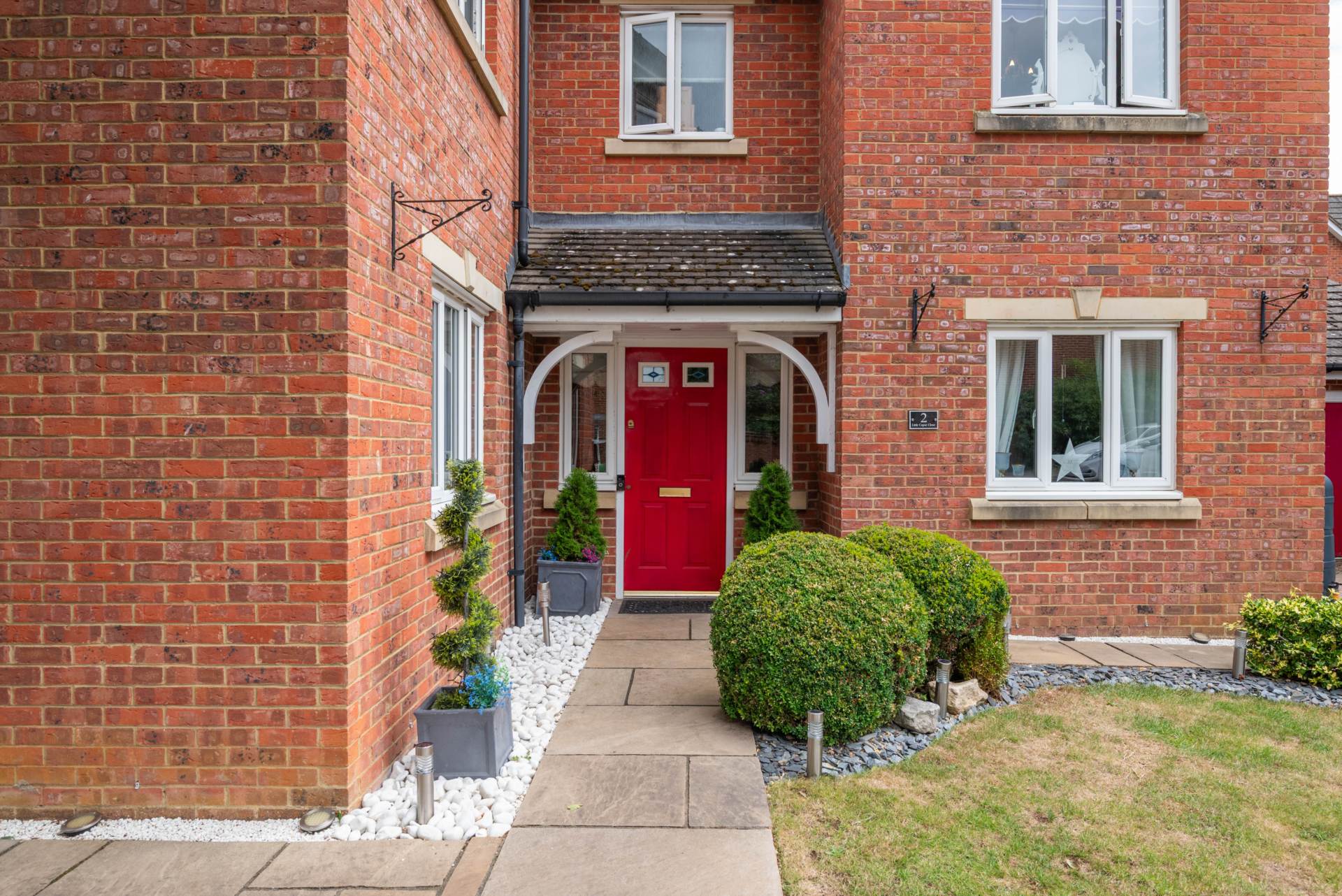 Additional Property Image 5 bedroom Detached for sale in Canterbury 2